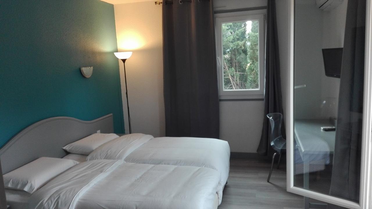 Hotel Le Neoulous Le Boulou Exterior foto