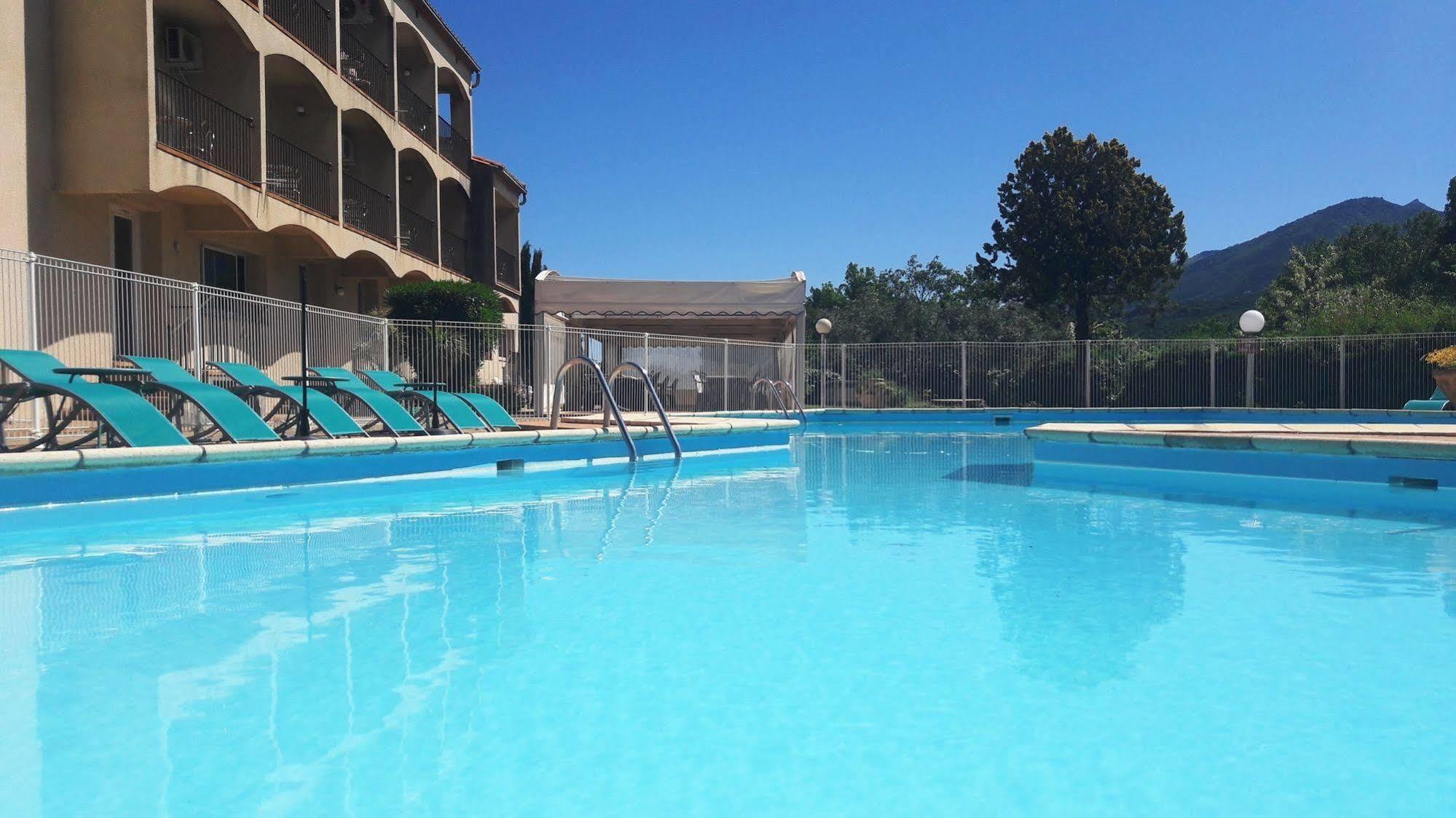 Hotel Le Neoulous Le Boulou Exterior foto