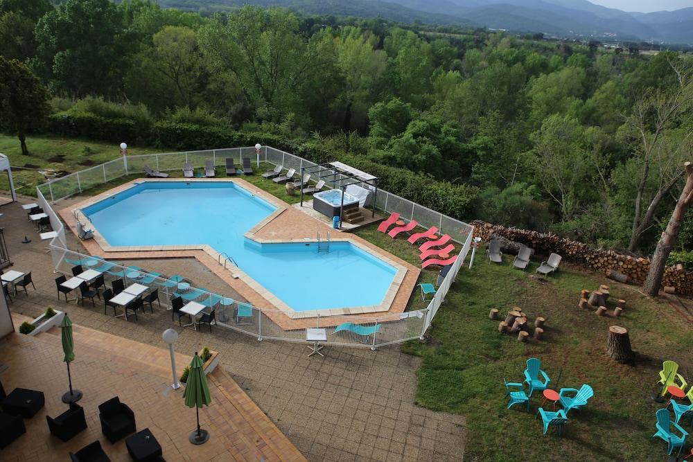 Hotel Le Neoulous Le Boulou Exterior foto