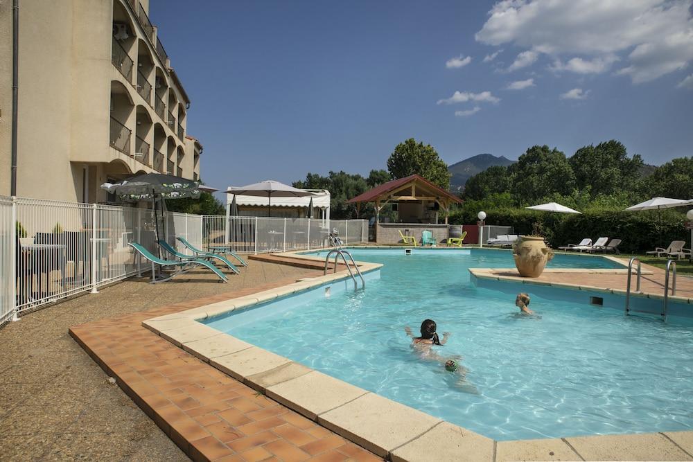Hotel Le Neoulous Le Boulou Exterior foto